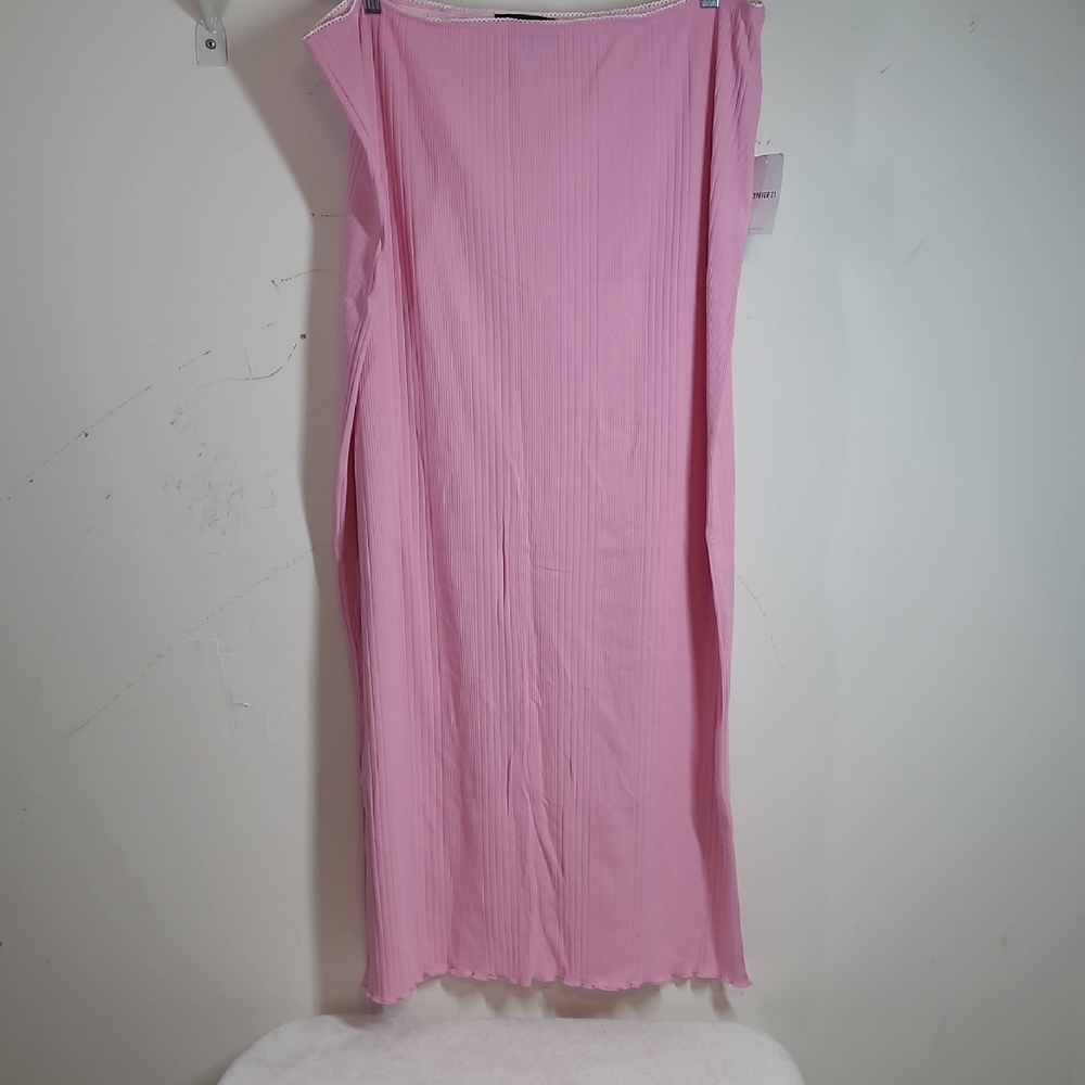 Forever 21 Pink With White Pleated Maxi Skirt